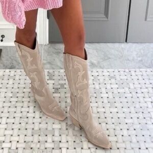 Dolce Vita Samare 6.5 Western Boots Taupe Suede